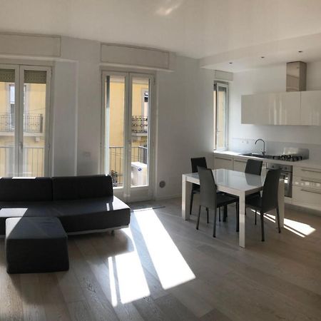 Bright & Spacious Apartment Near Navigli - Ponti Milano Exterior foto