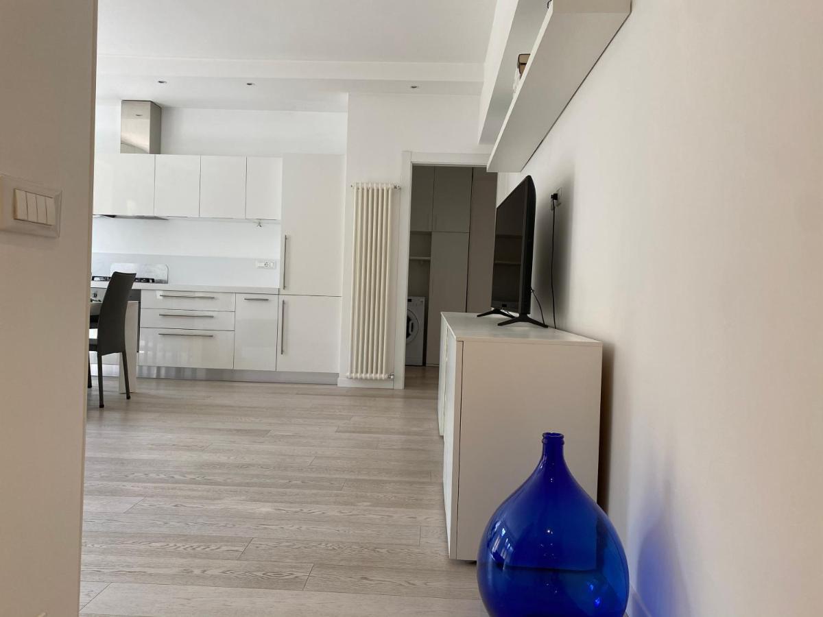 Bright & Spacious Apartment Near Navigli - Ponti Milano Exterior foto