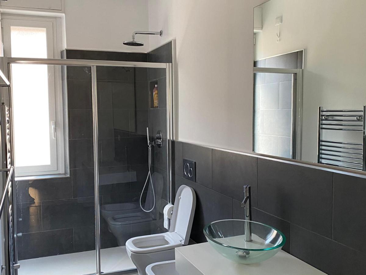 Bright & Spacious Apartment Near Navigli - Ponti Milano Exterior foto