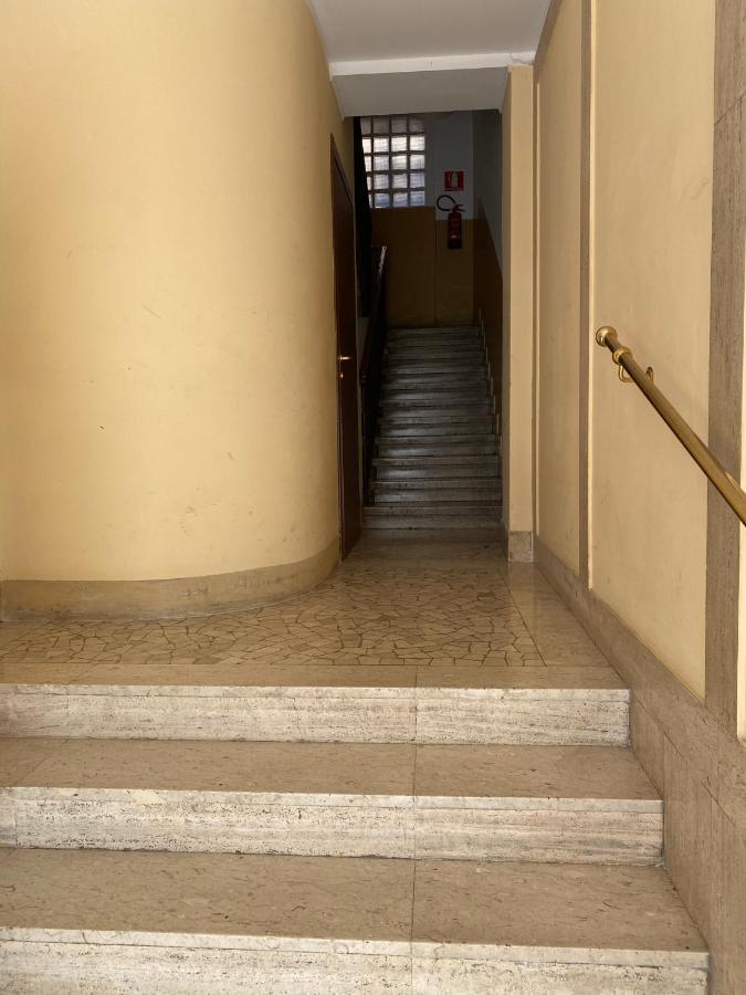 Bright & Spacious Apartment Near Navigli - Ponti Milano Exterior foto