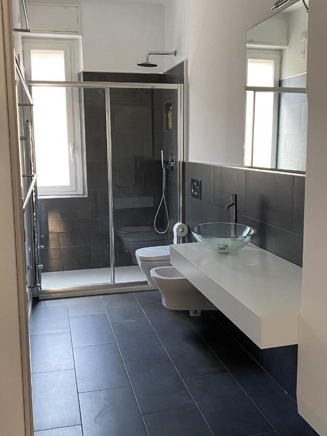 Bright & Spacious Apartment Near Navigli - Ponti Milano Exterior foto