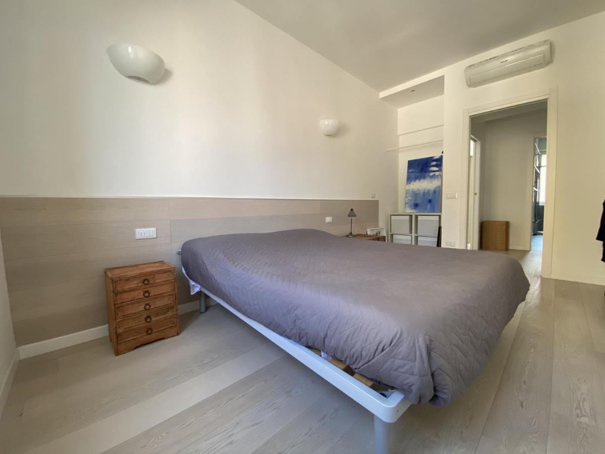 Bright & Spacious Apartment Near Navigli - Ponti Milano Exterior foto
